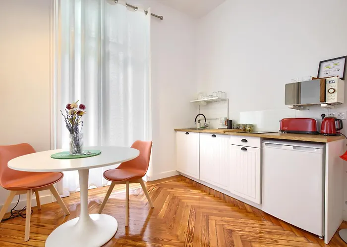Mezzanine Orange